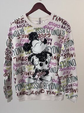Disney Mickey Mouse Sweatshirt Women’s 1X Graphic Pullover Colorful Print